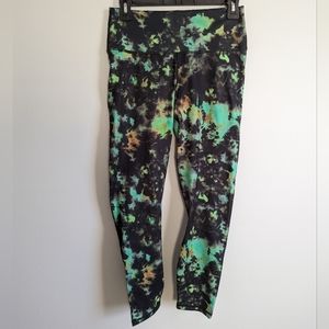 FABLETICS - Define High-Waisted 7/8 Leggings -Black/Green - POWERHOLD - size M/8
